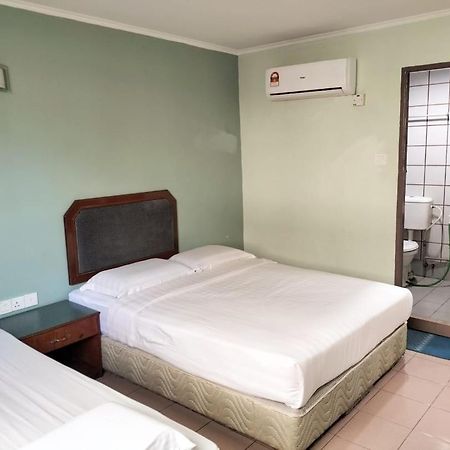 Faber Inn Bintulu Bagian luar foto
