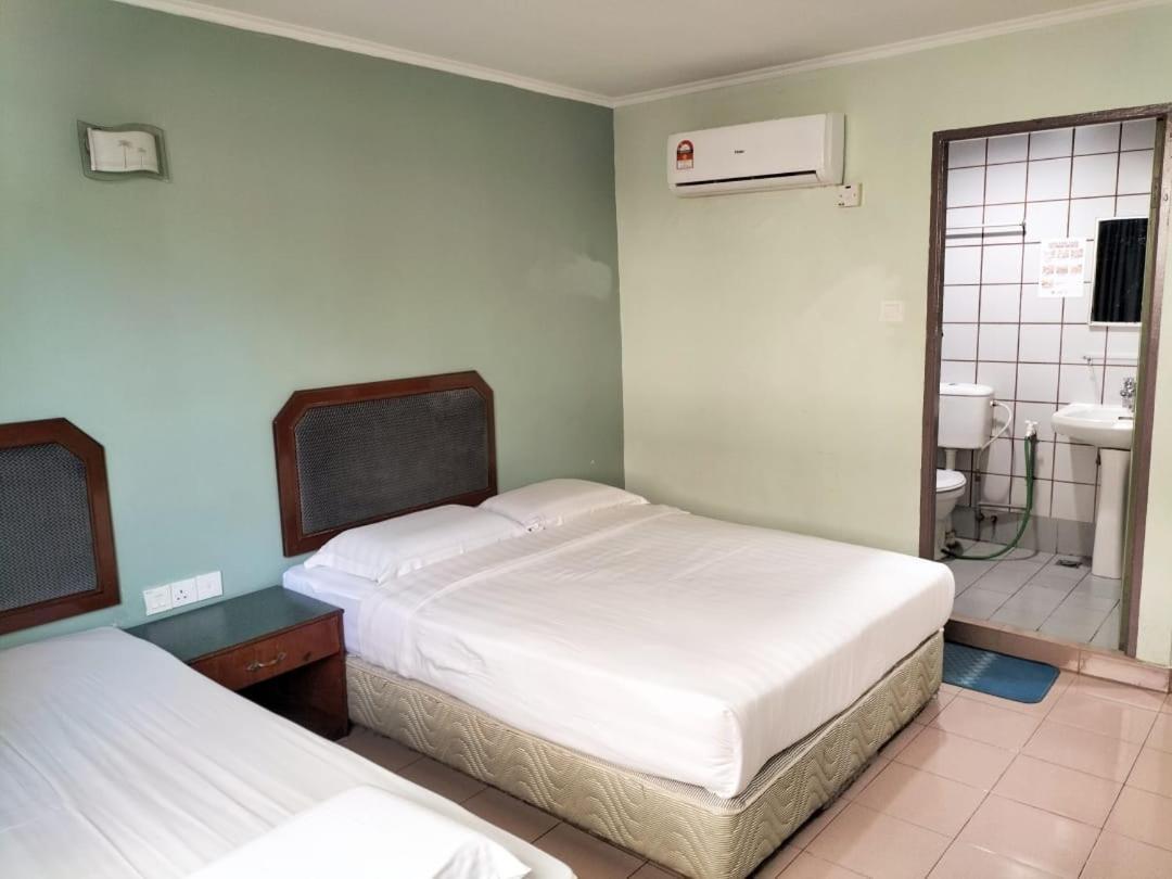 Faber Inn Bintulu Bagian luar foto